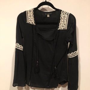 BILLABONG LIGHTLY WORN LONG SLEEVE